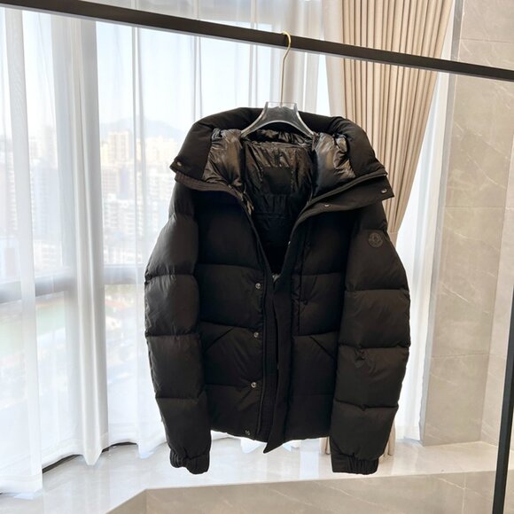 Moncler Black Down Jacket - Picture 2 of 9